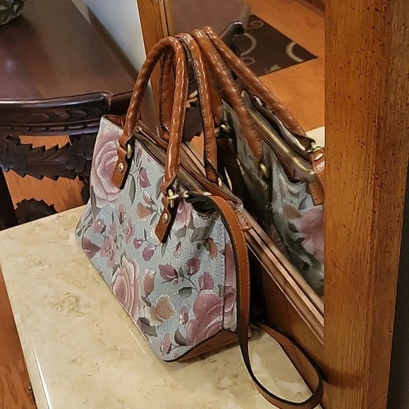 Patricia Nash | Crackled Rose Garden Purse - Picture 3 of 16